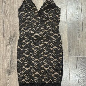 Emerald Sundae Black Lace Midi Dress